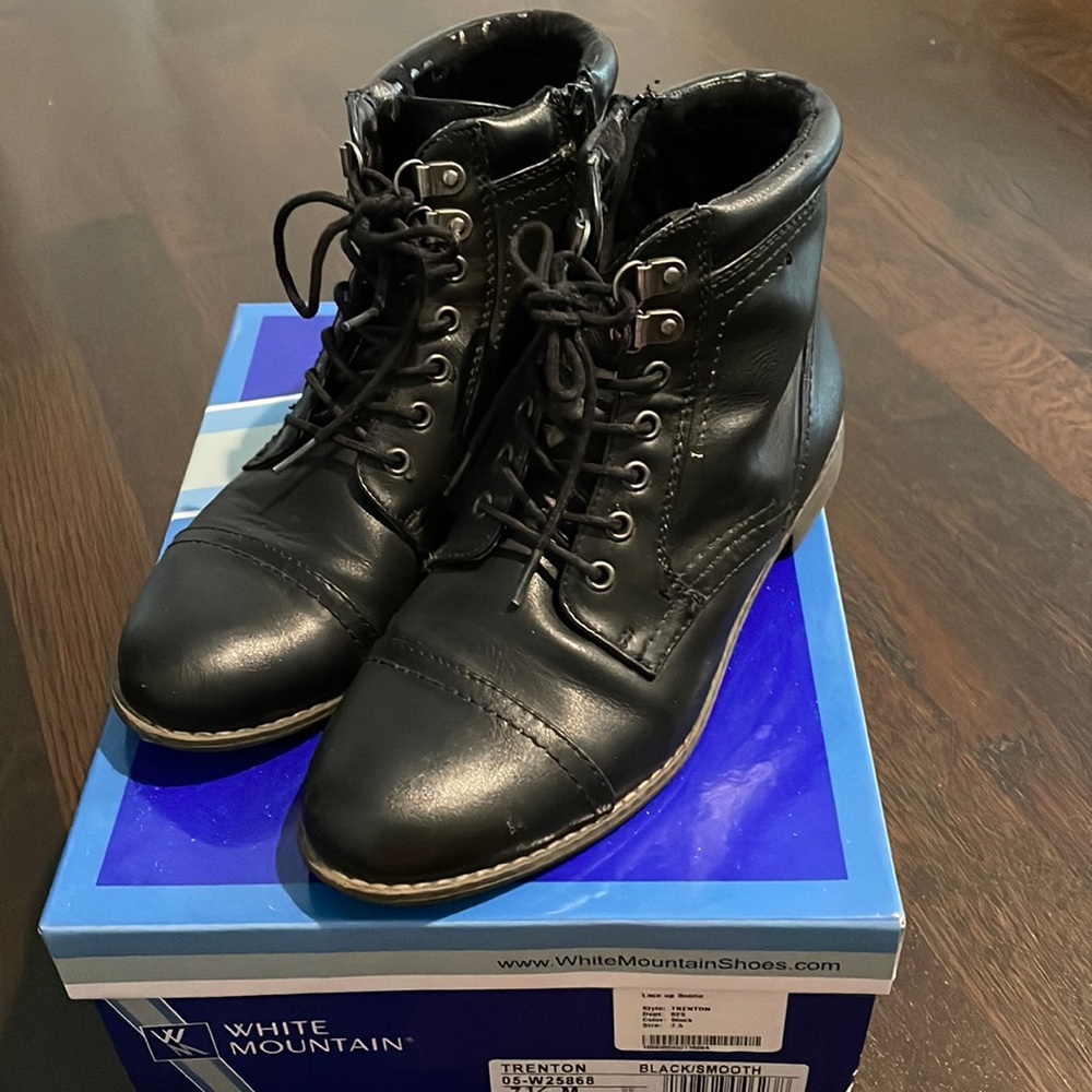White Mountain Trenton Black Combat Boot Size 7.5